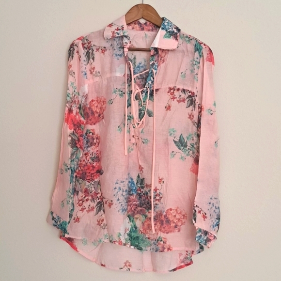 Tops - Floral Long Sleeve Top size S